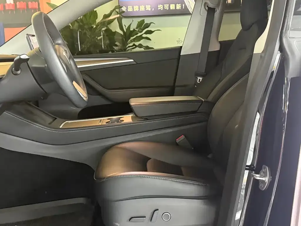 Tesla Model Y 2022 из CN, фото 7