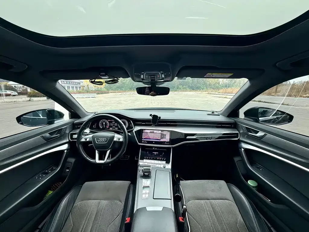 Audi A6L 2021 из CN, фото 10