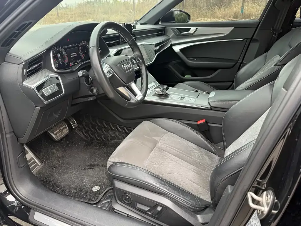 Audi A6L 2021 из CN, фото 4