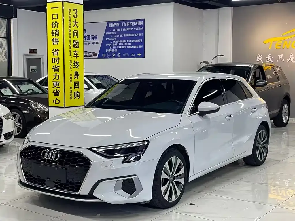 Audi A3 2021 из CN, фото 1