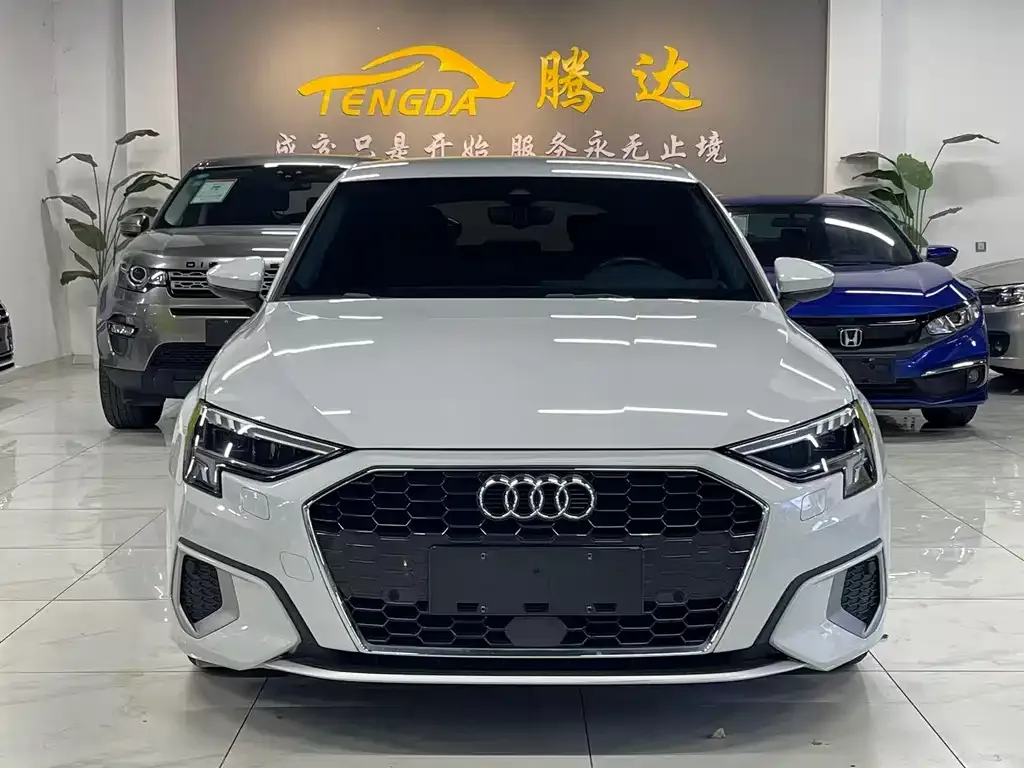 Audi A3 2021 из CN, фото 2