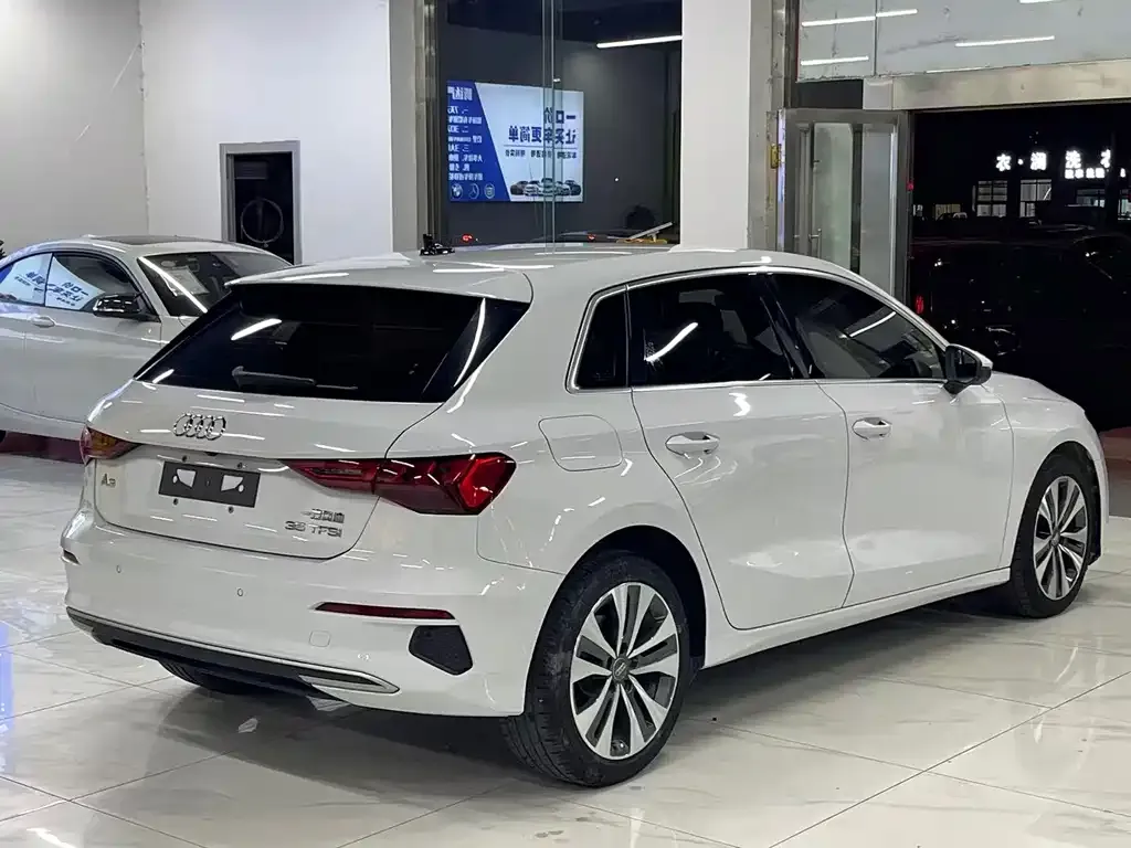Audi A3 2021 из CN, фото 6