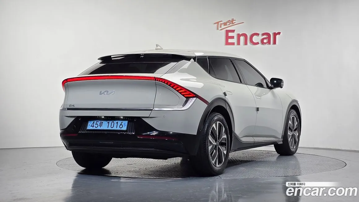 Kia EV6 — фото 2