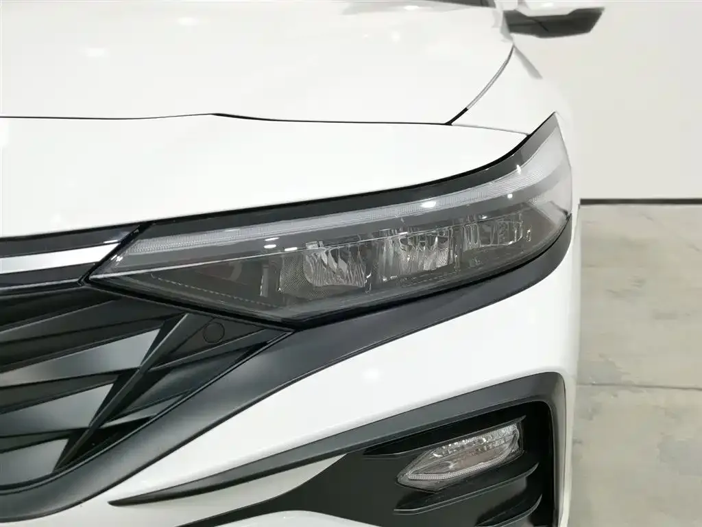 Hyundai Elantra 2024 из CN, фото 7