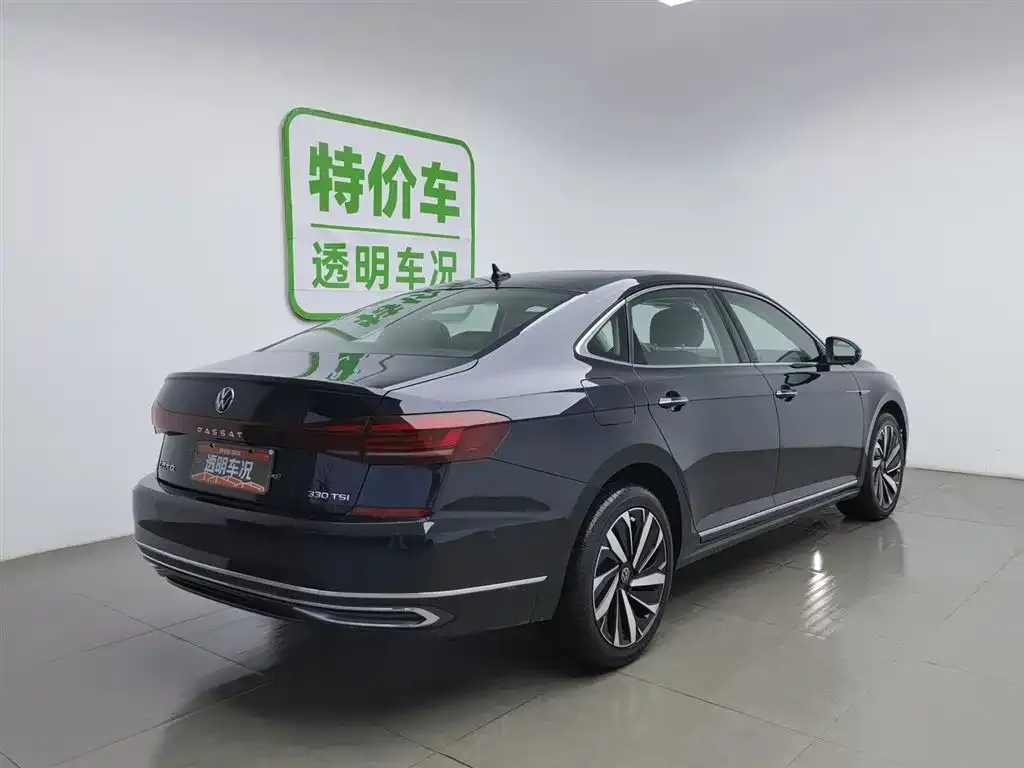 Volkswagen Passat 2022 из CN, фото 2