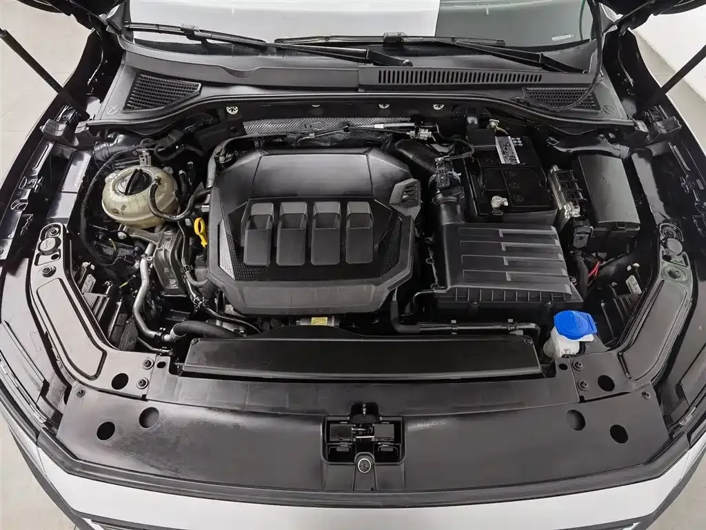 Volkswagen Passat 2022 из CN, фото 6