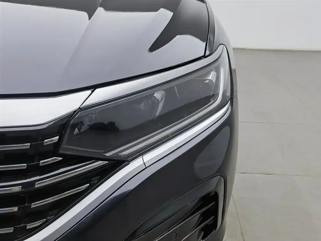 Volkswagen Passat 2022 из CN, фото 7