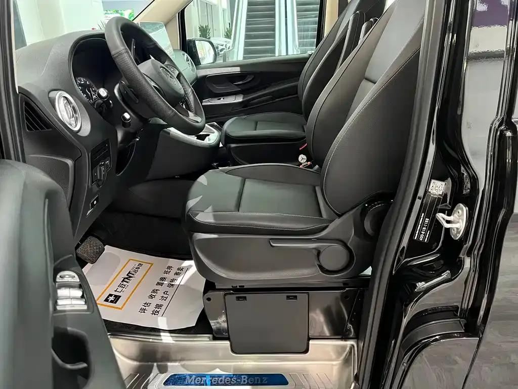 Mercedes-Benz Vito 2023 из CN, фото 7