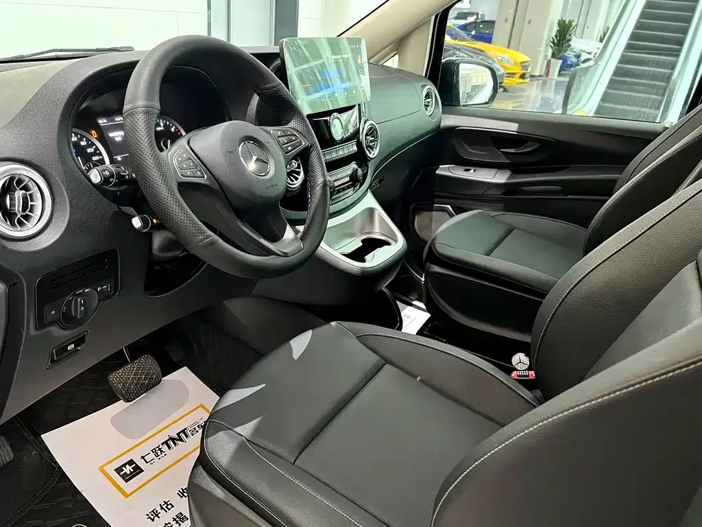Mercedes-Benz Vito 2023 из CN, фото 9