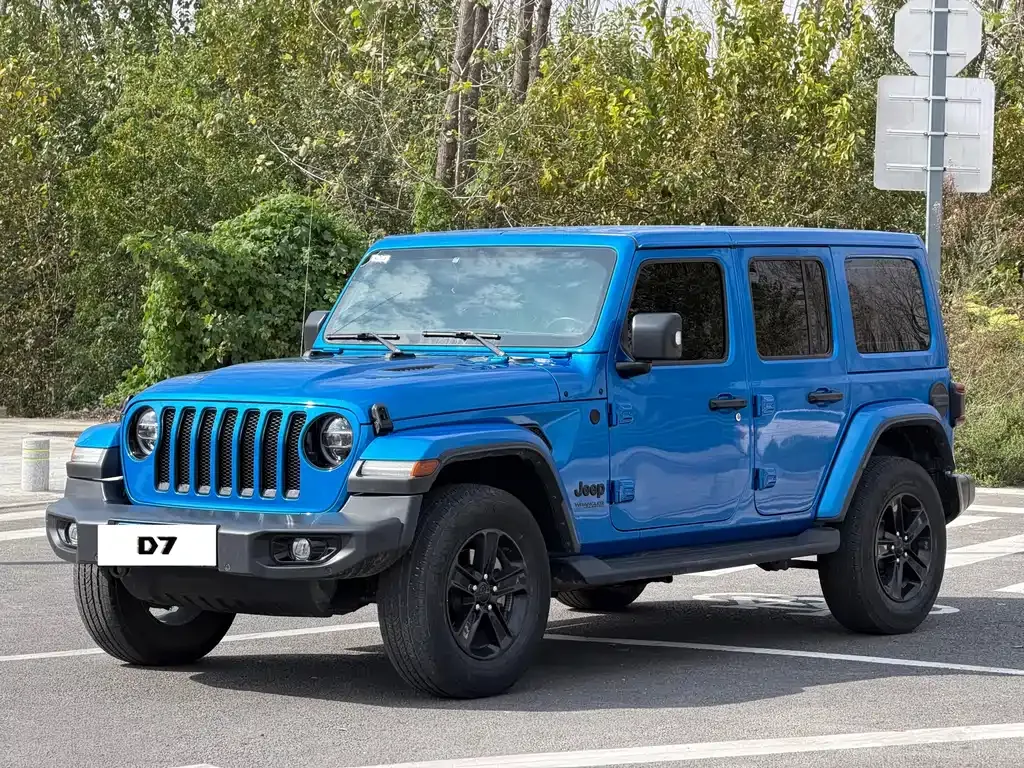 Jeep Wrangler 2023 из CN, фото 1