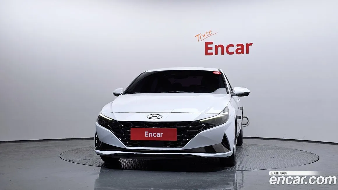 Hyundai AVANTE — фото 3