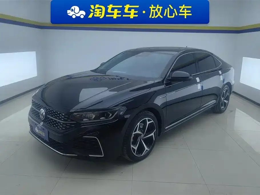 Volkswagen Passat 2023 из CN, фото 1