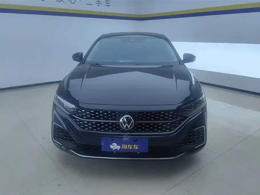 Volkswagen Passat 2023 из CN, фото 2
