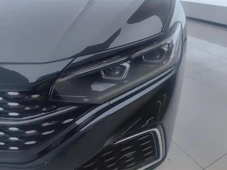 Volkswagen Passat 2023 из CN, фото 5