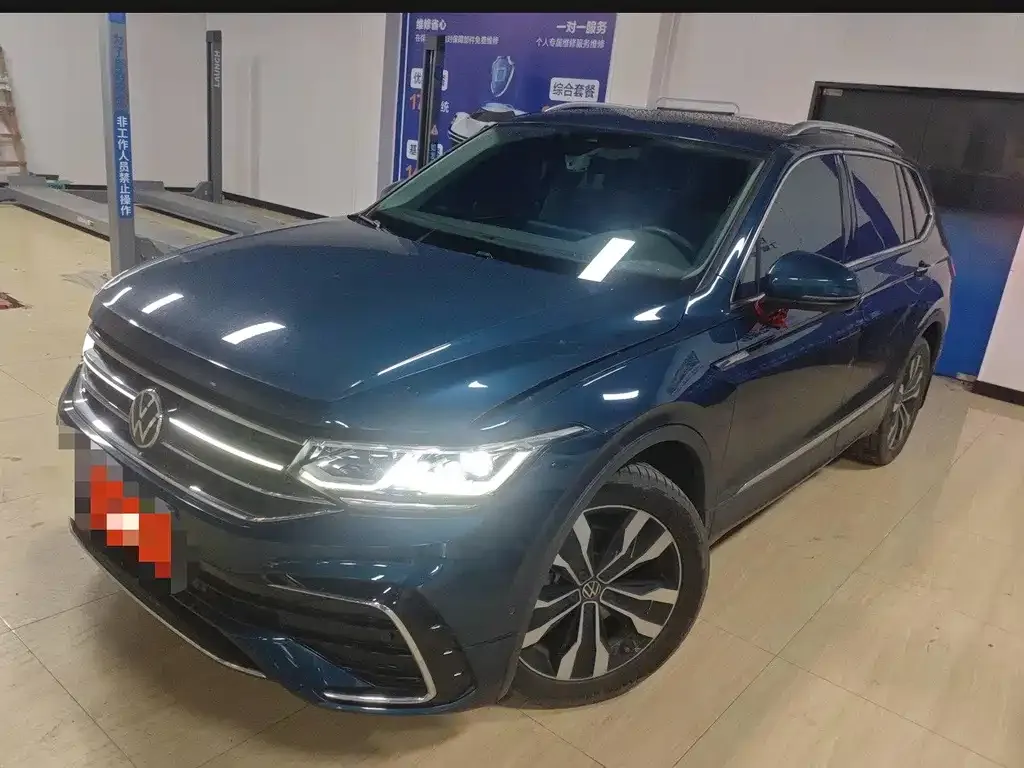 Volkswagen Tiguan L 2022 из CN, фото 1