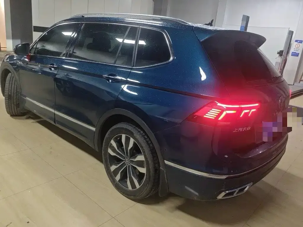 Volkswagen Tiguan L 2022 из CN, фото 4