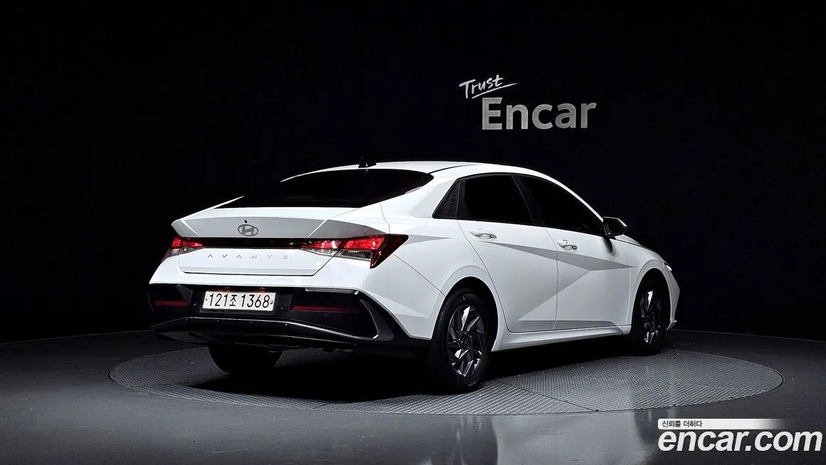 Hyundai AVANTE — фото 2