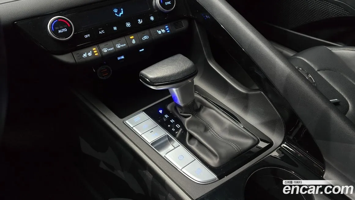 Hyundai AVANTE — фото 9