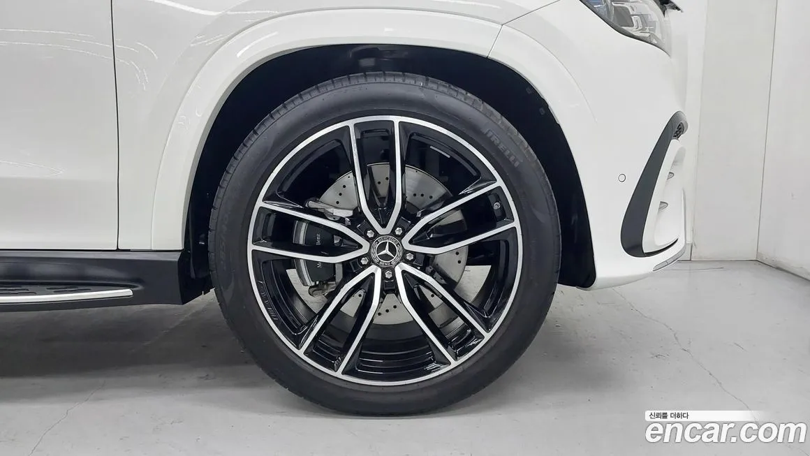 Mercedes-Benz GLS-Class — фото 5