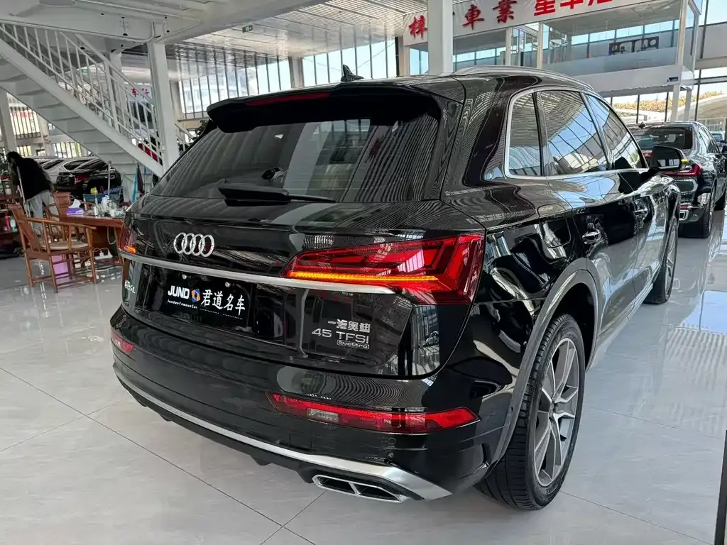 Audi Q5L 2021 из CN, фото 4