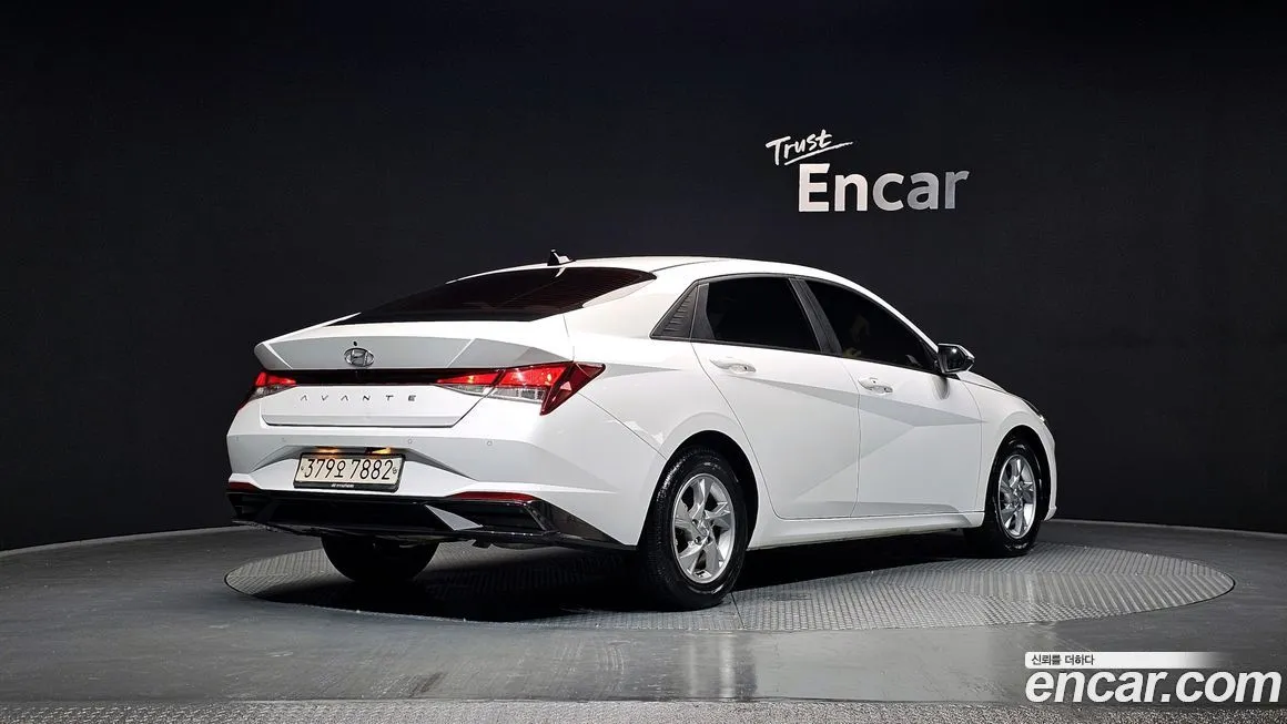 Hyundai AVANTE 2021 из KR, фото 2