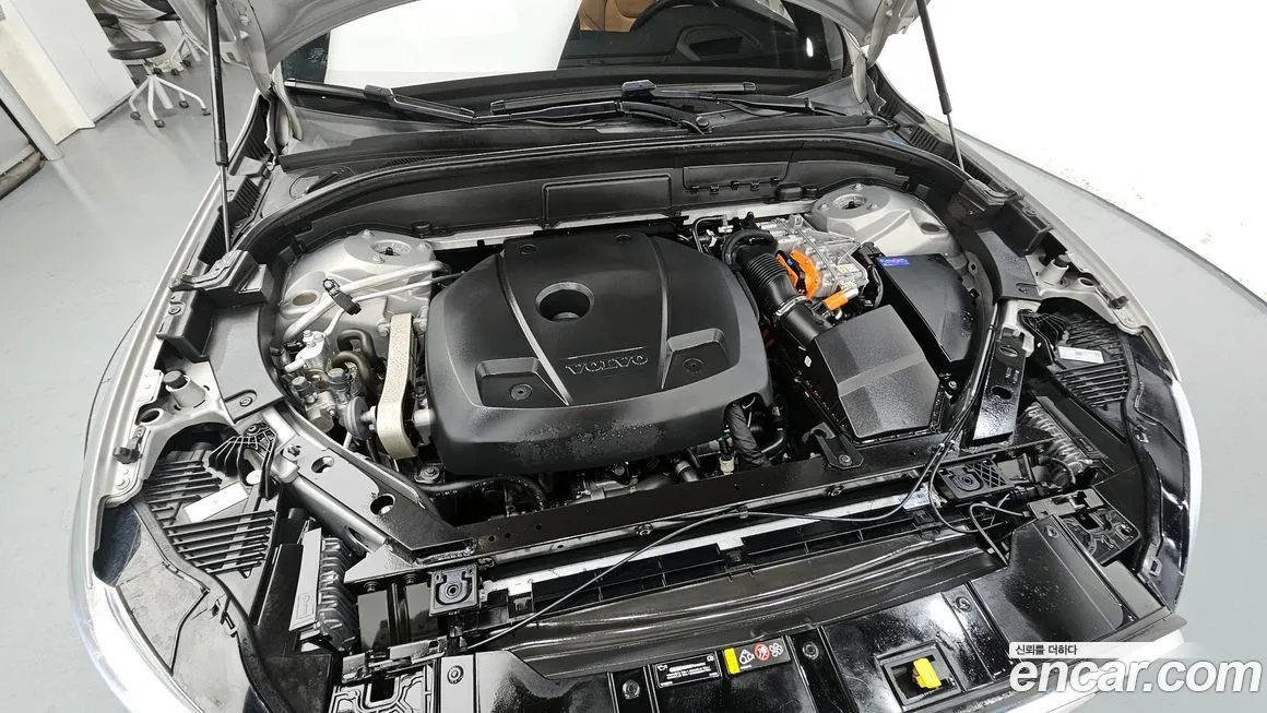 Volvo XC60 2022 из KR, фото 6