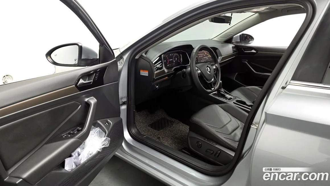 Volkswagen Jetta 2021 из KR, фото 10