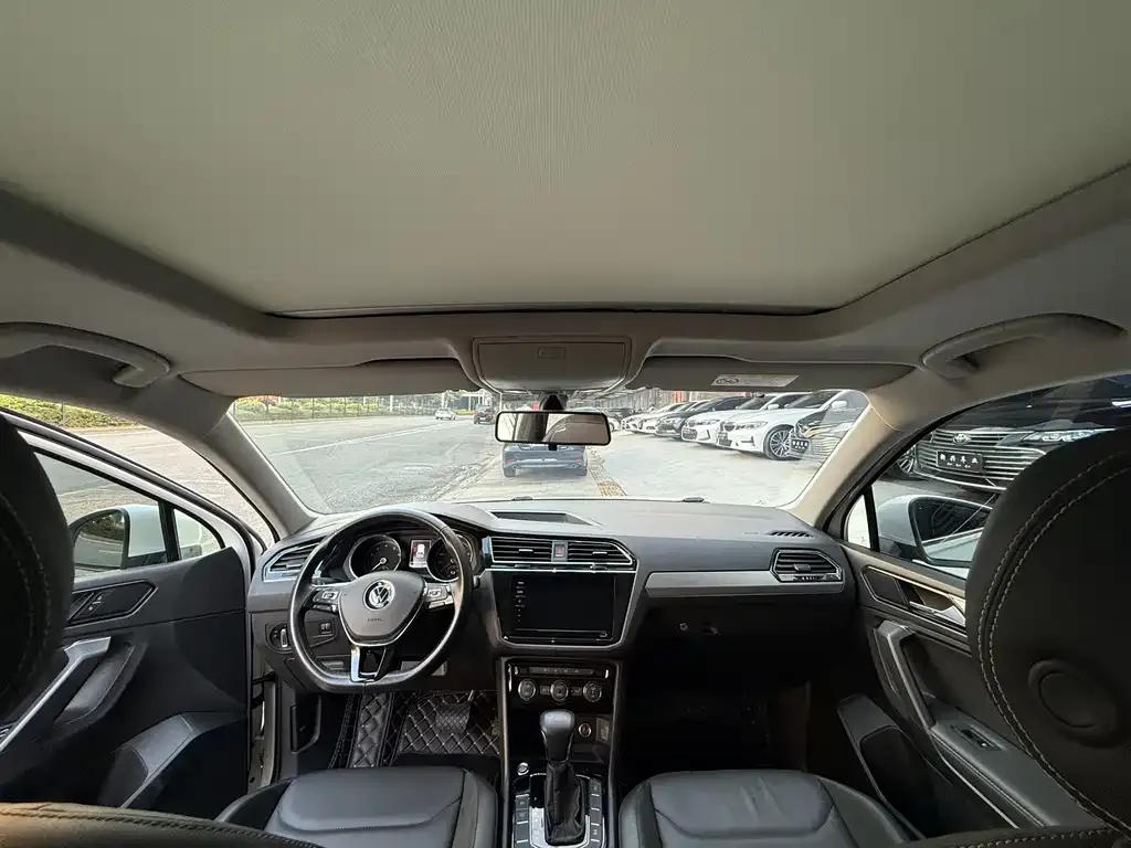 Volkswagen Tiguan L 2021 из CN, фото 10