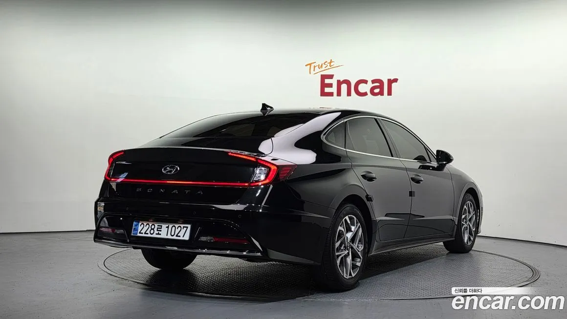 Hyundai Sonata 2022 из KR, фото 2