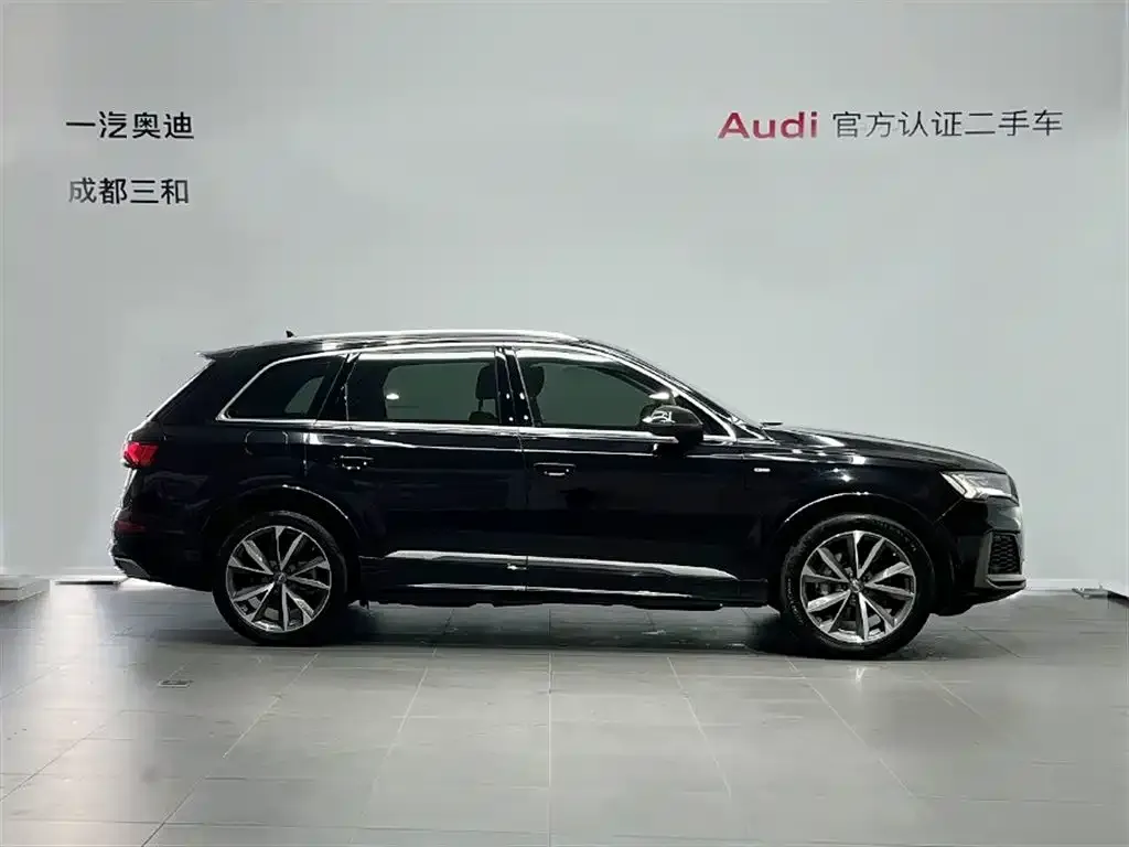 Audi Q7 — фото 3