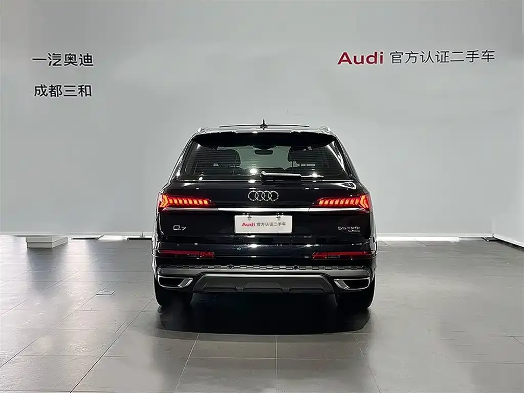Audi Q7 — фото 5