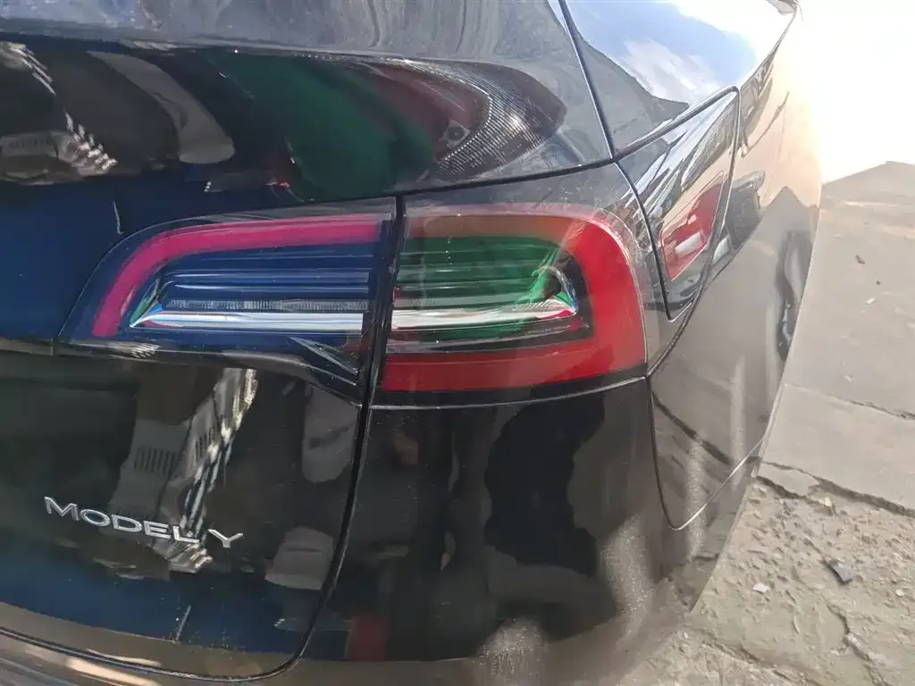 Tesla Model Y 2024 из CN, фото 8