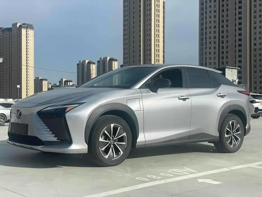 Lexus RZ 2023 из CN, фото 1