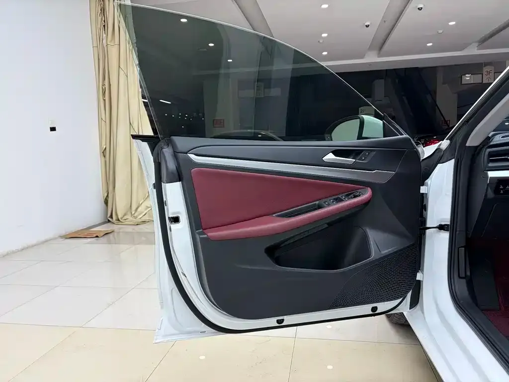 Volkswagen Lamando 2025 из CN, фото 8