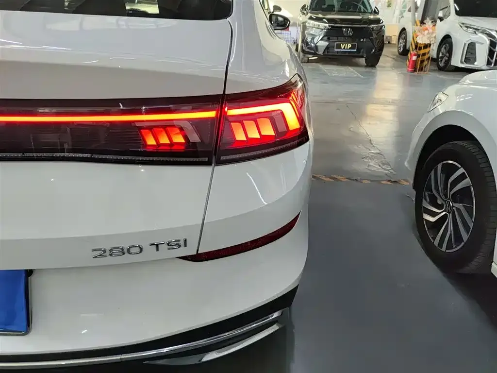 Volkswagen Lamando 2023 из CN, фото 8