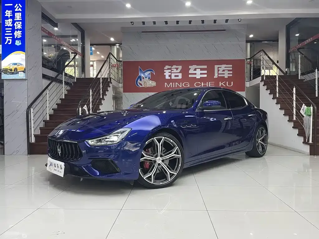 Maserati Ghibli — фото 1