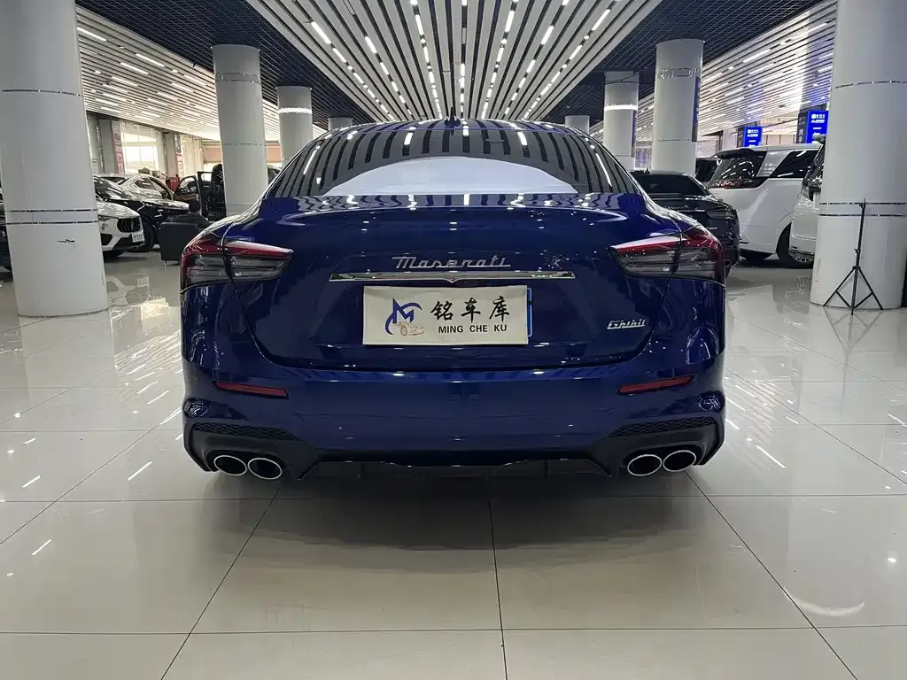 Maserati Ghibli — фото 6