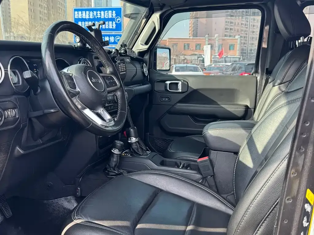 Jeep Wrangler 2021 из CN, фото 4