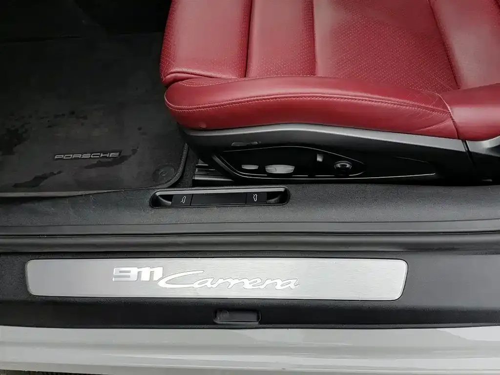 Porsche 911 2021 из CN, фото 9