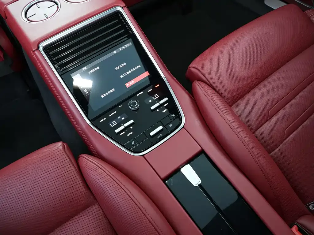 Porsche Panamera 2022 из CN, фото 7