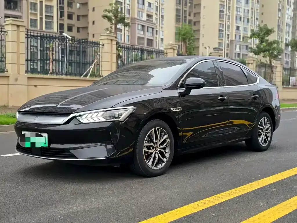 BYD Qin PLUS 2023 из CN, фото 1