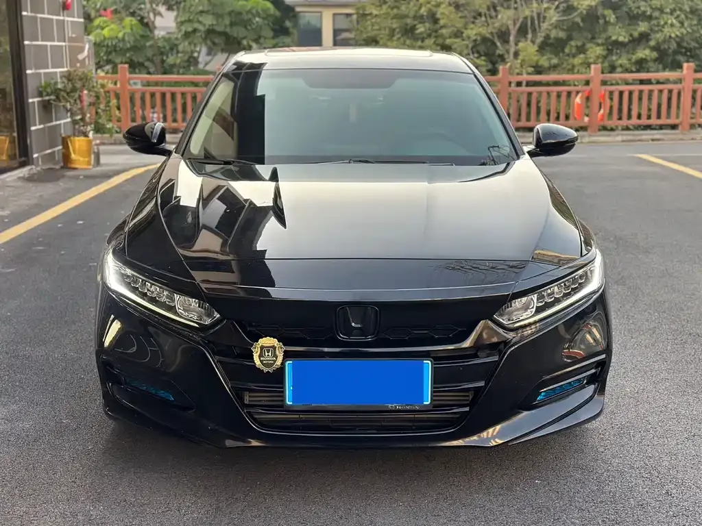 Honda Accord 2021 из CN, фото 2