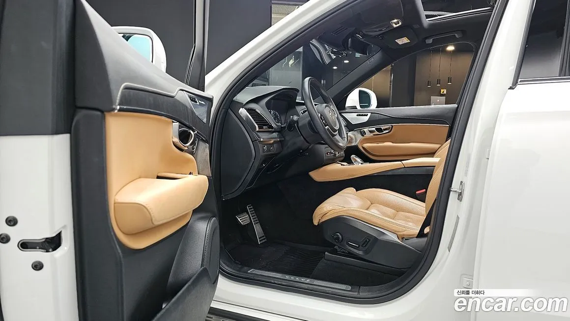 Volvo XC90 2021 из KR, фото 10