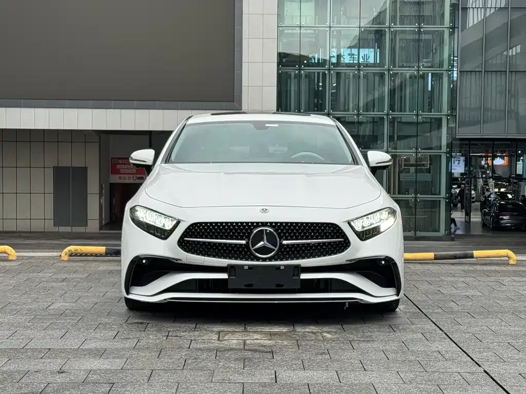 Mercedes-Benz CLS 2023 из CN, фото 1