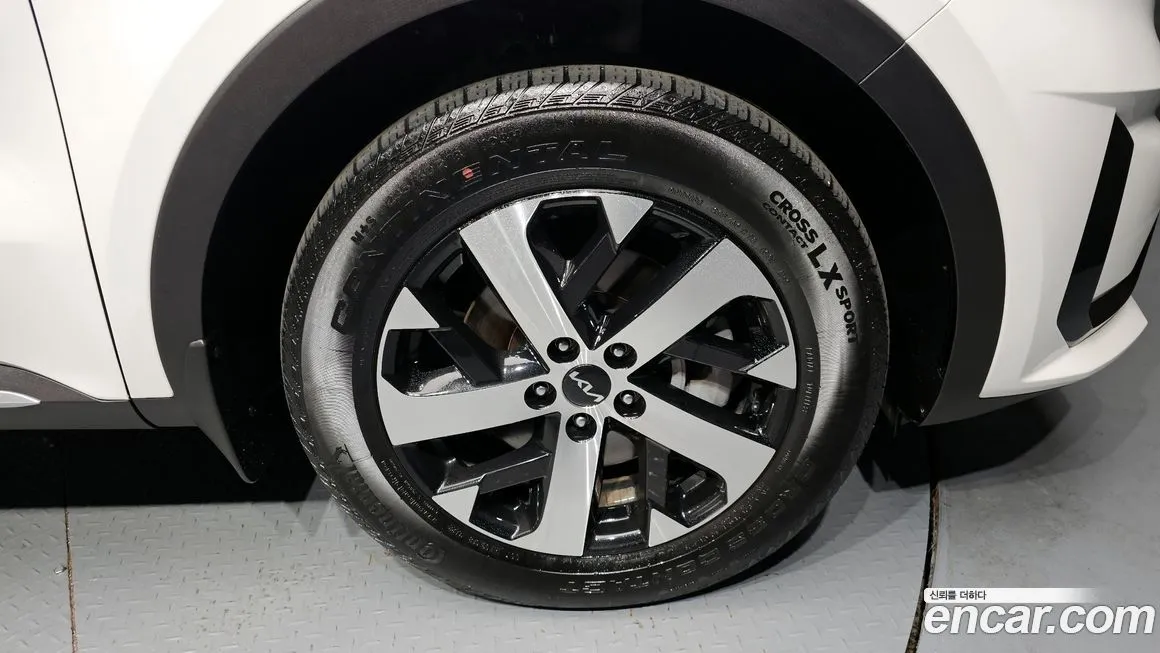 Kia Sorento — фото 5