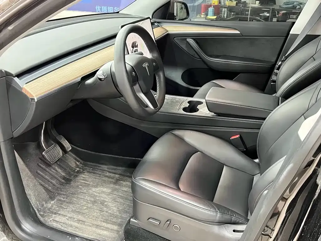 Tesla Model Y 2022 из CN, фото 8