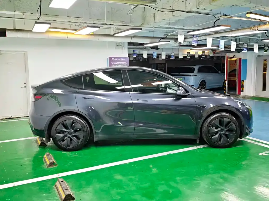 Tesla Model Y 2024 из CN, фото 7