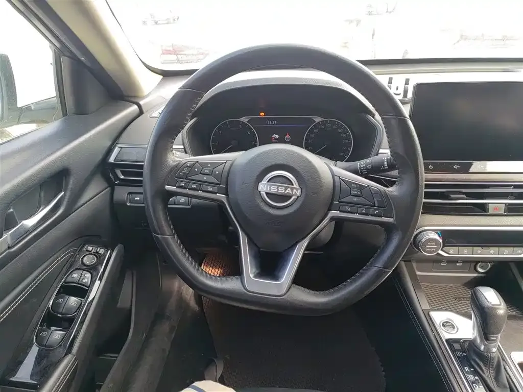 Nissan Teana 2023 из CN, фото 3