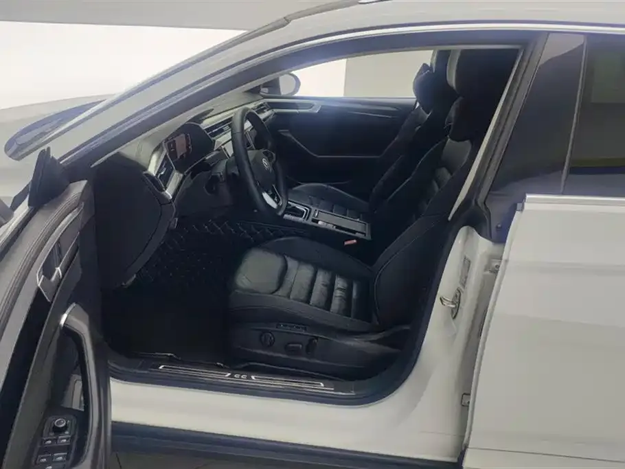 Volkswagen CC 2022 из CN, фото 9