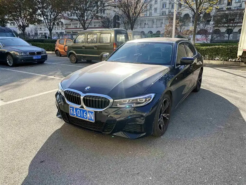 BMW 3 Series — фото 1